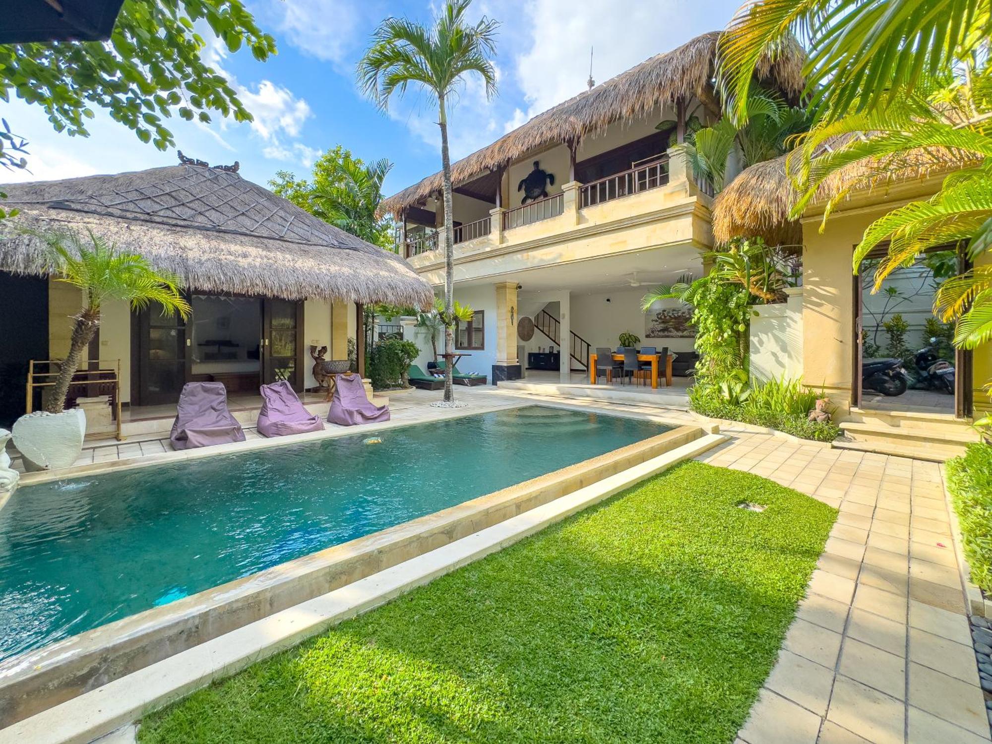 Villa Bugis Kayu Aya Seminyak 外观 照片