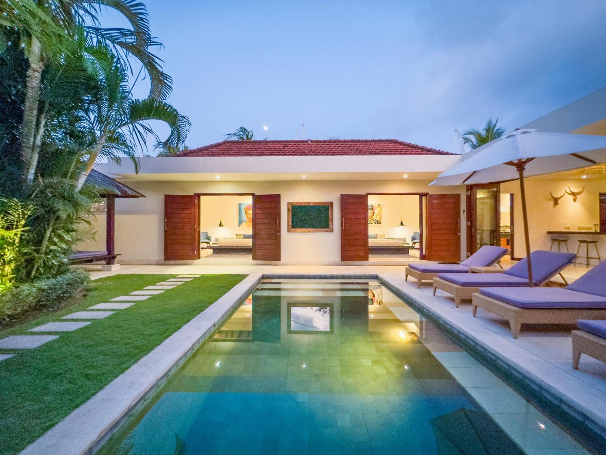 Villa Bugis Kayu Aya Seminyak 外观 照片