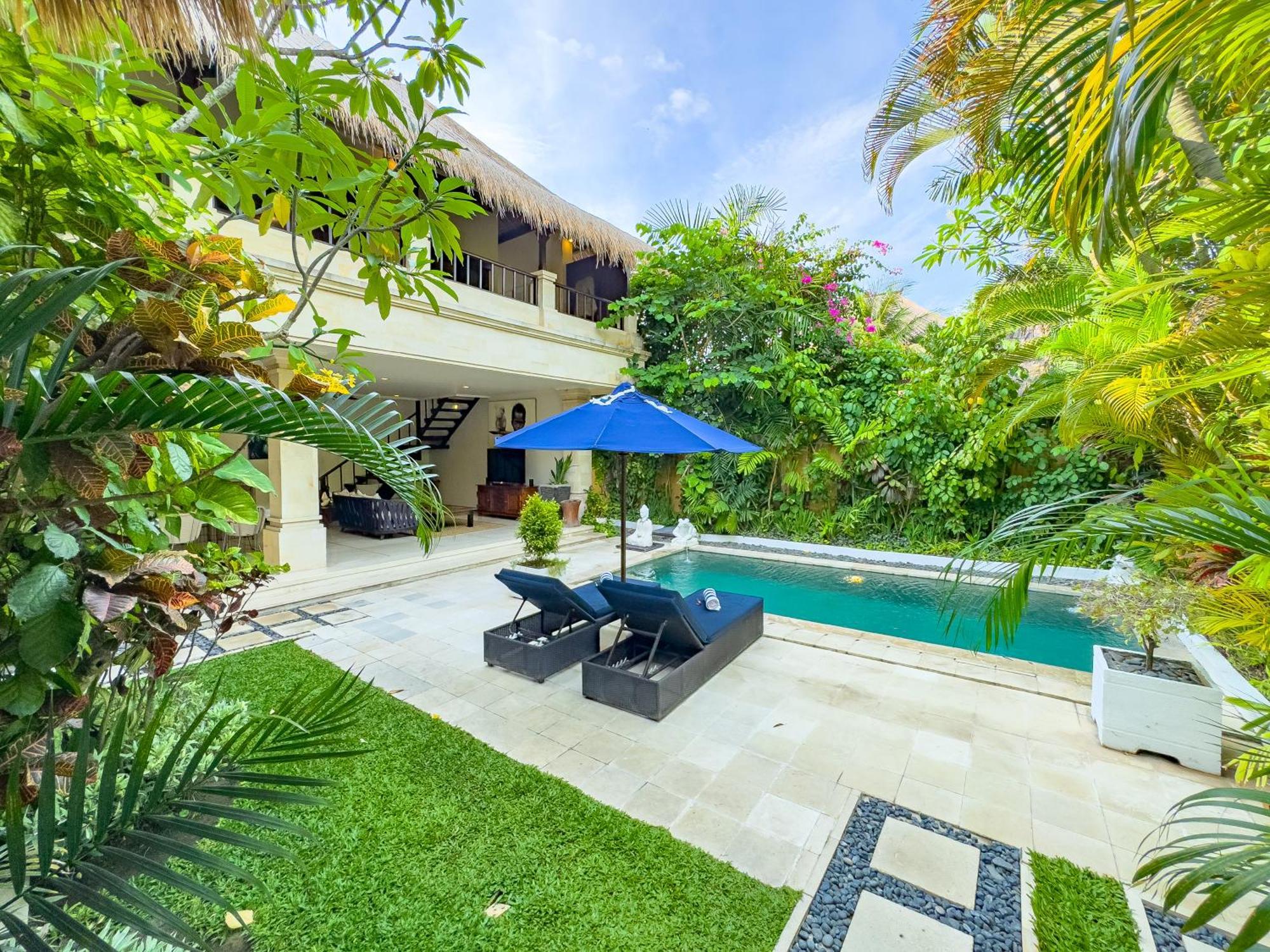 Villa Bugis Kayu Aya Seminyak 外观 照片