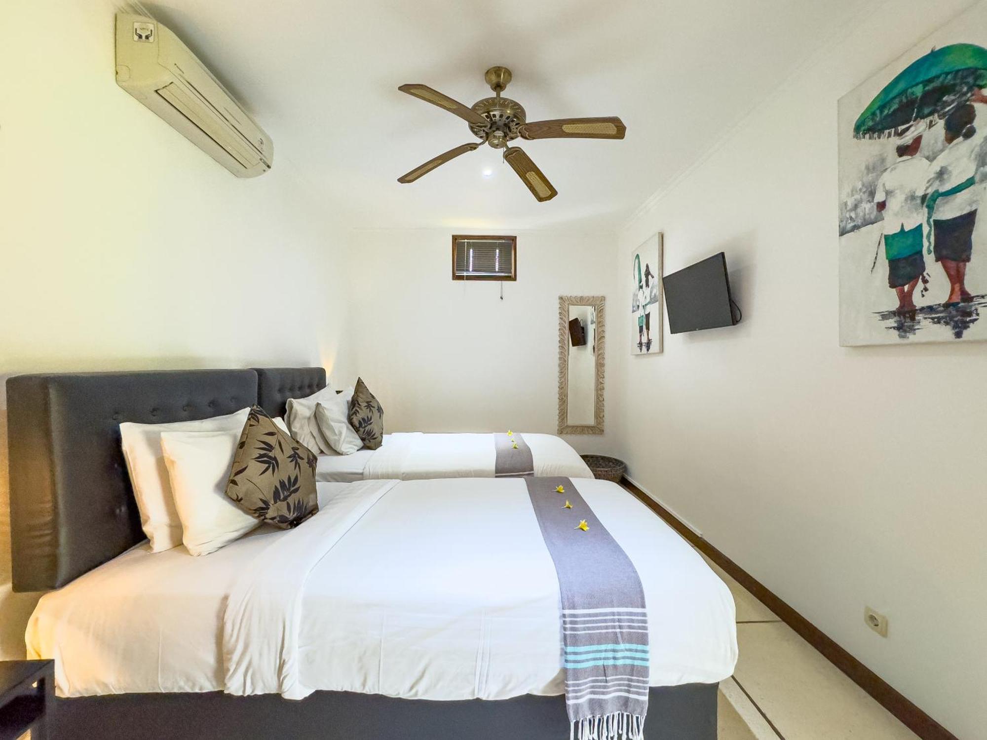 Villa Bugis Kayu Aya Seminyak 客房 照片
