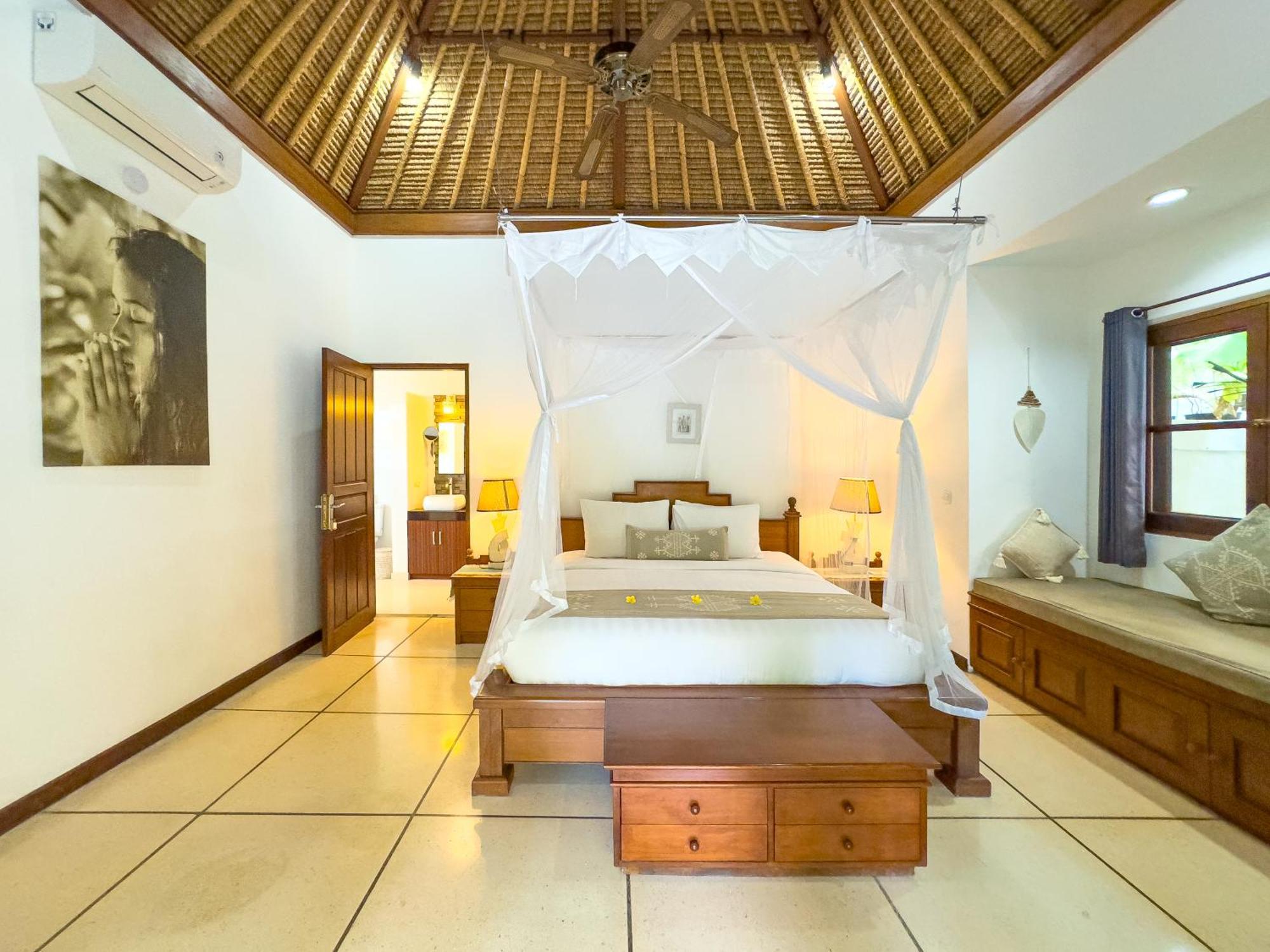 Villa Bugis Kayu Aya Seminyak 客房 照片