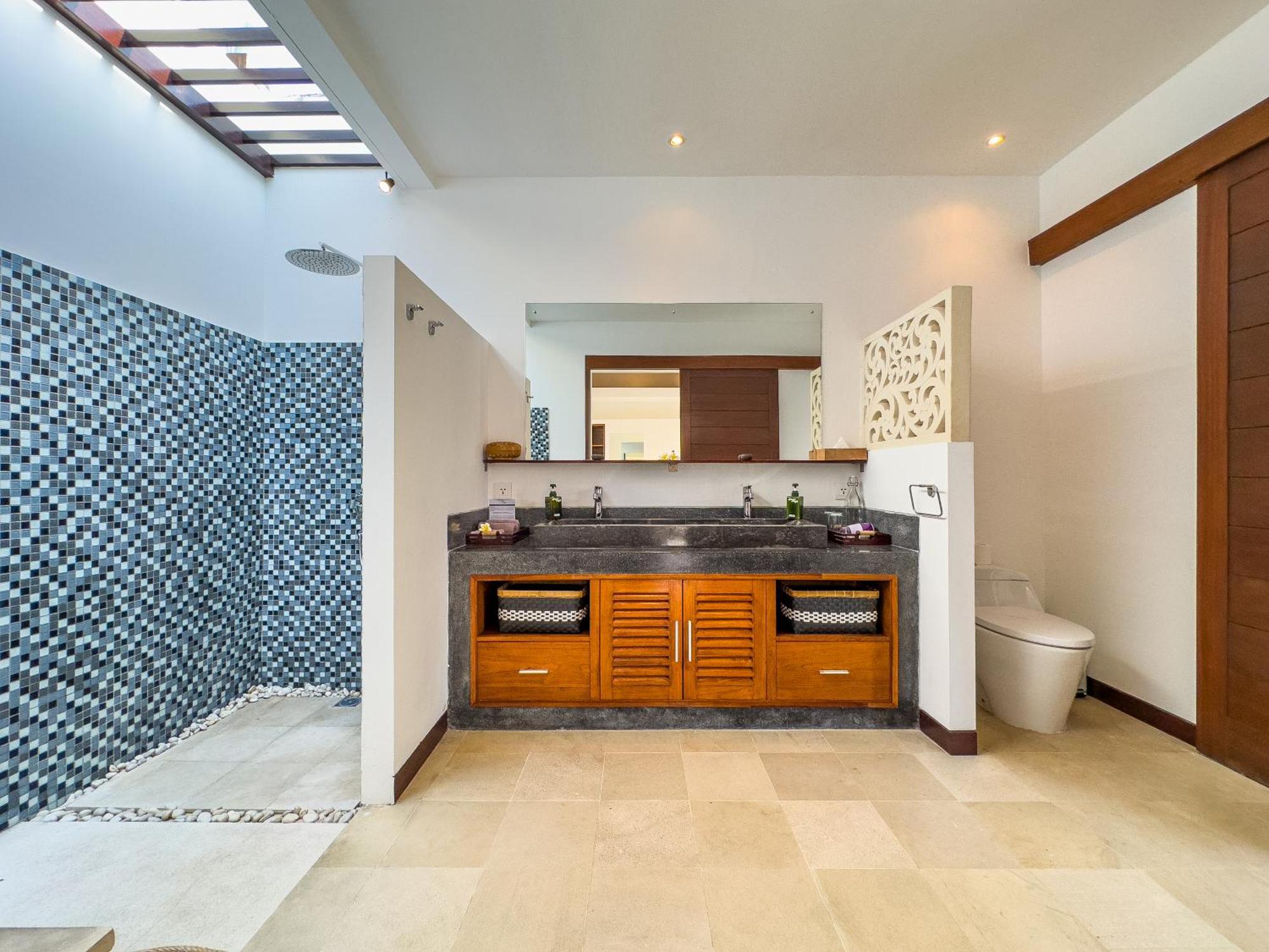Villa Bugis Kayu Aya Seminyak 客房 照片